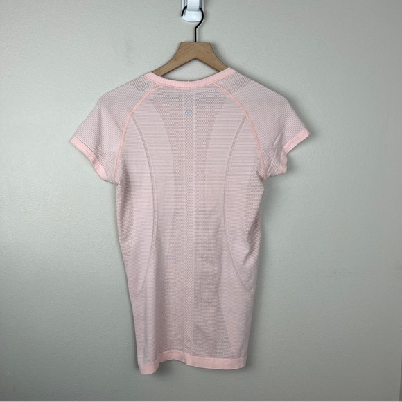 Lululemon Swiftly Tech Short Sleeve Crew Light Pink - Picture 3 of 4